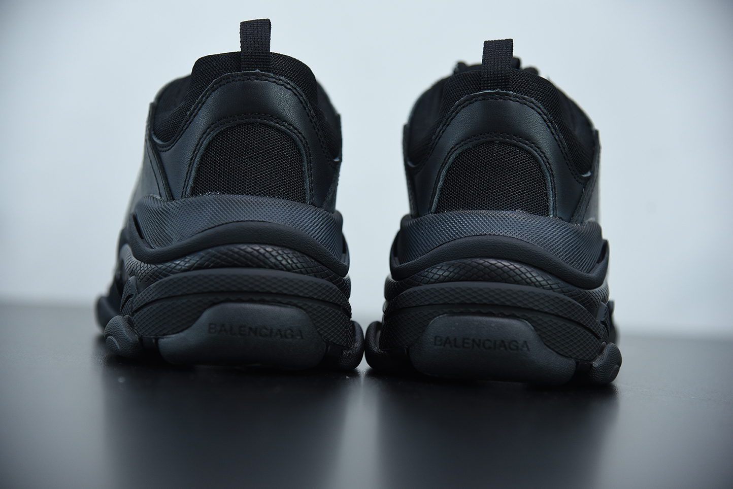 Bal**ciaga Triple S Sneakers Dadshoe black  ECBA700336A