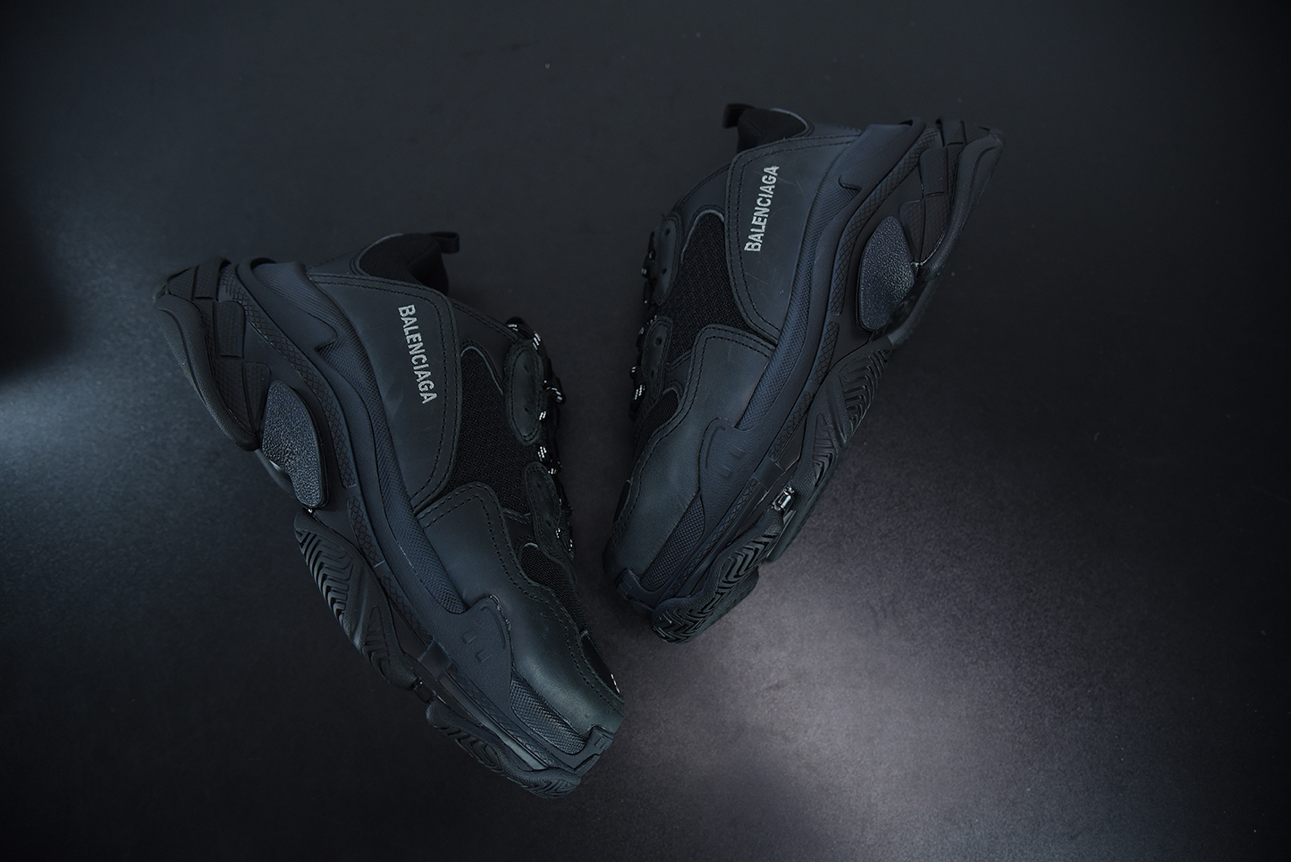 Bal**ciaga Triple S Sneakers Dadshoe black  ECBA700336A