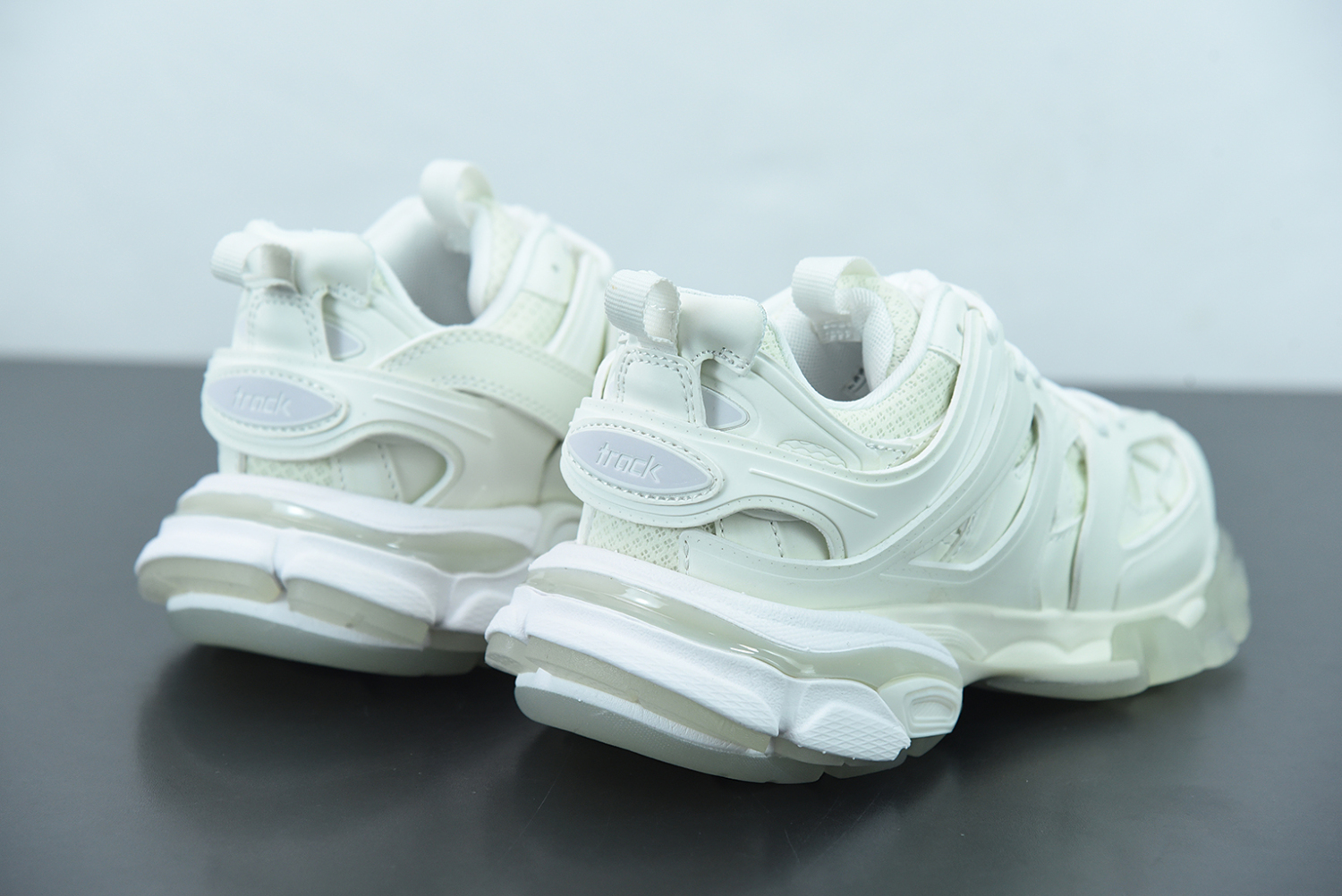 Bal**ci*ga Track Led Trainers 3.0 Light Grey White ECBA8008038