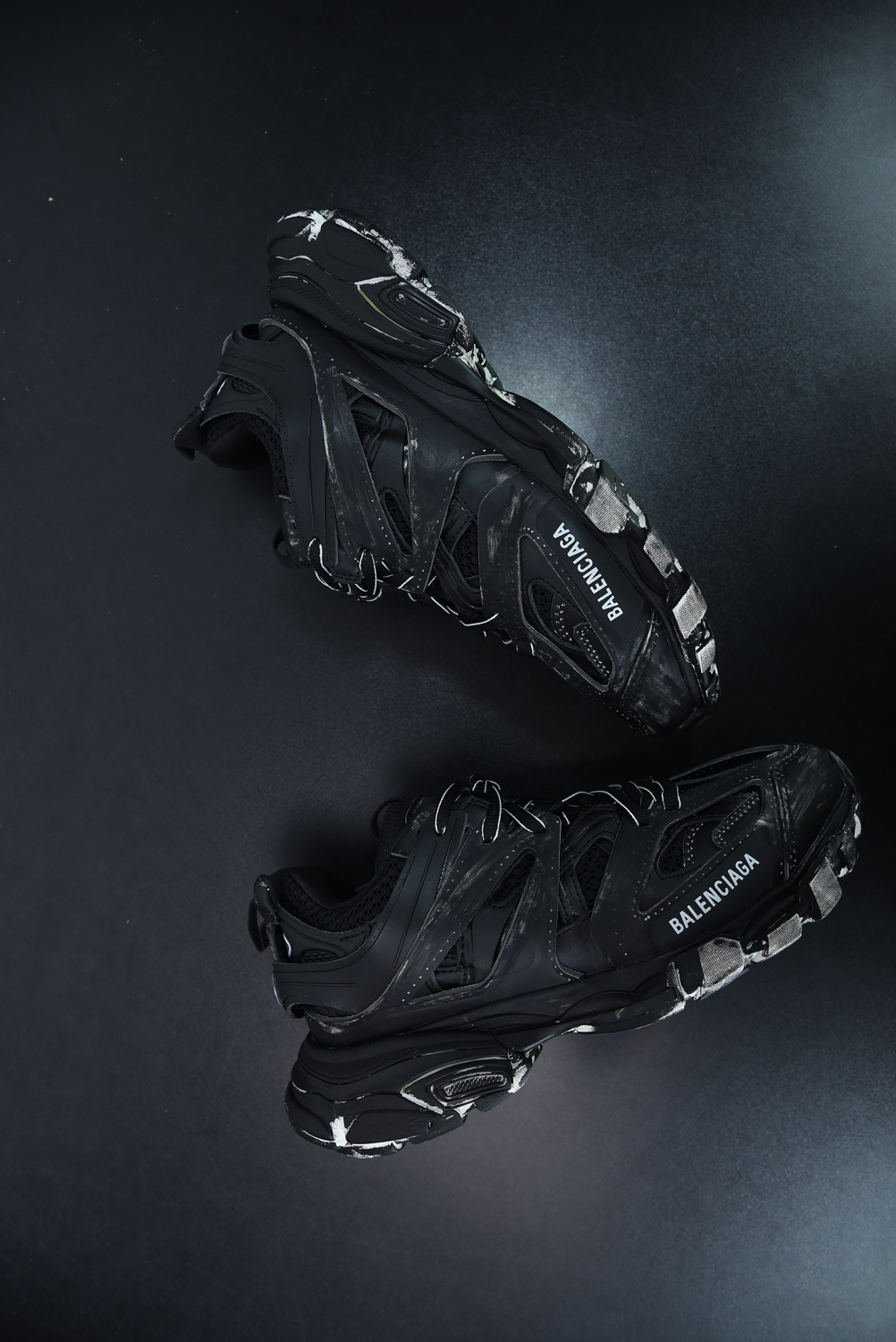 Bal**ci*ga Track Sneaker 542436-W3CN2-10000