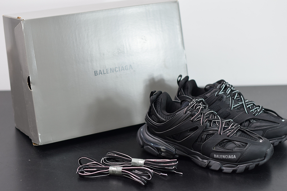 Bal**ci*ga Tess S. Gomma Trek Low Top Sneakers ECBA800463C