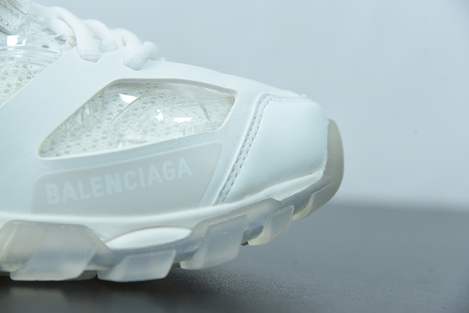 Bal**ci*ga Tess S.White 542023-W3GB1-7301