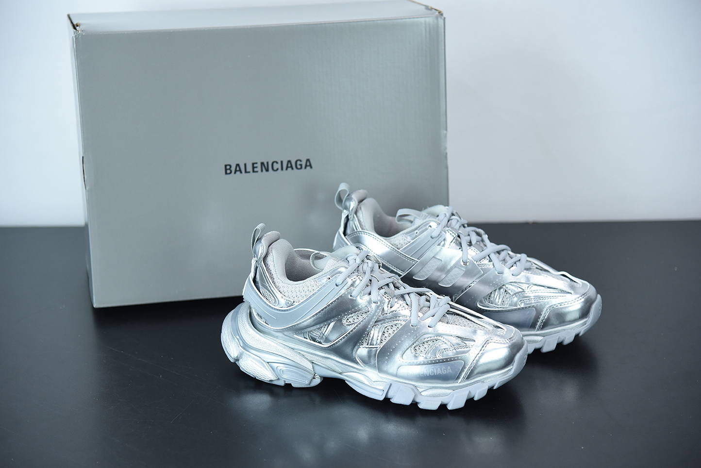 Bal**ci*ga Track Triple Silver 542023-W2FS3-8100