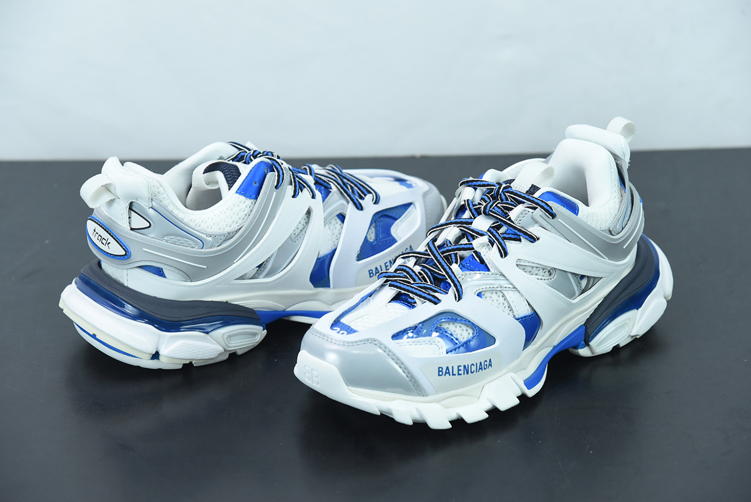 Bal**ci*ga Track White Blue 542023-W2FS9-9051