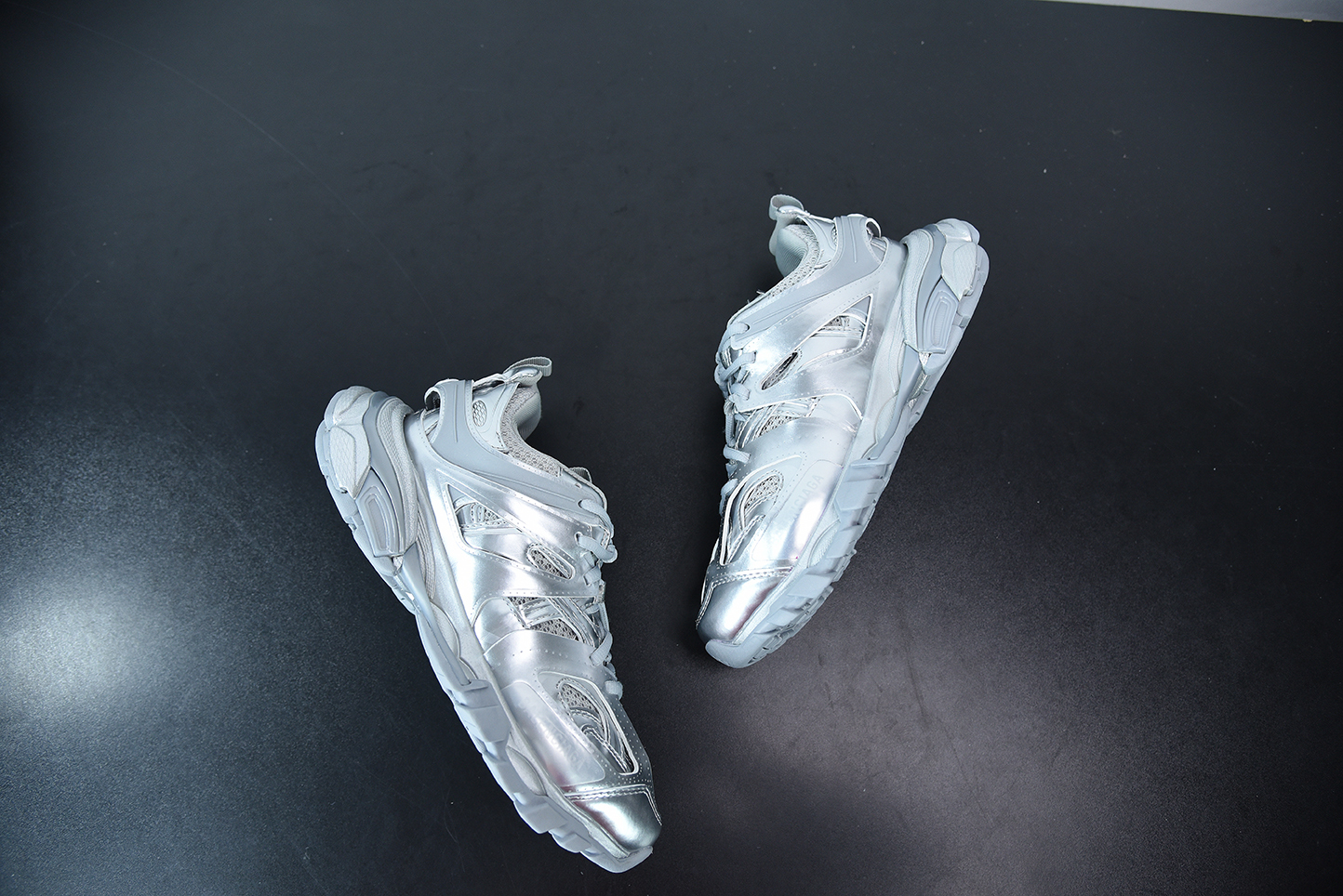 Bal**ci*ga Track Triple Silver 542023-W2FS3-8100