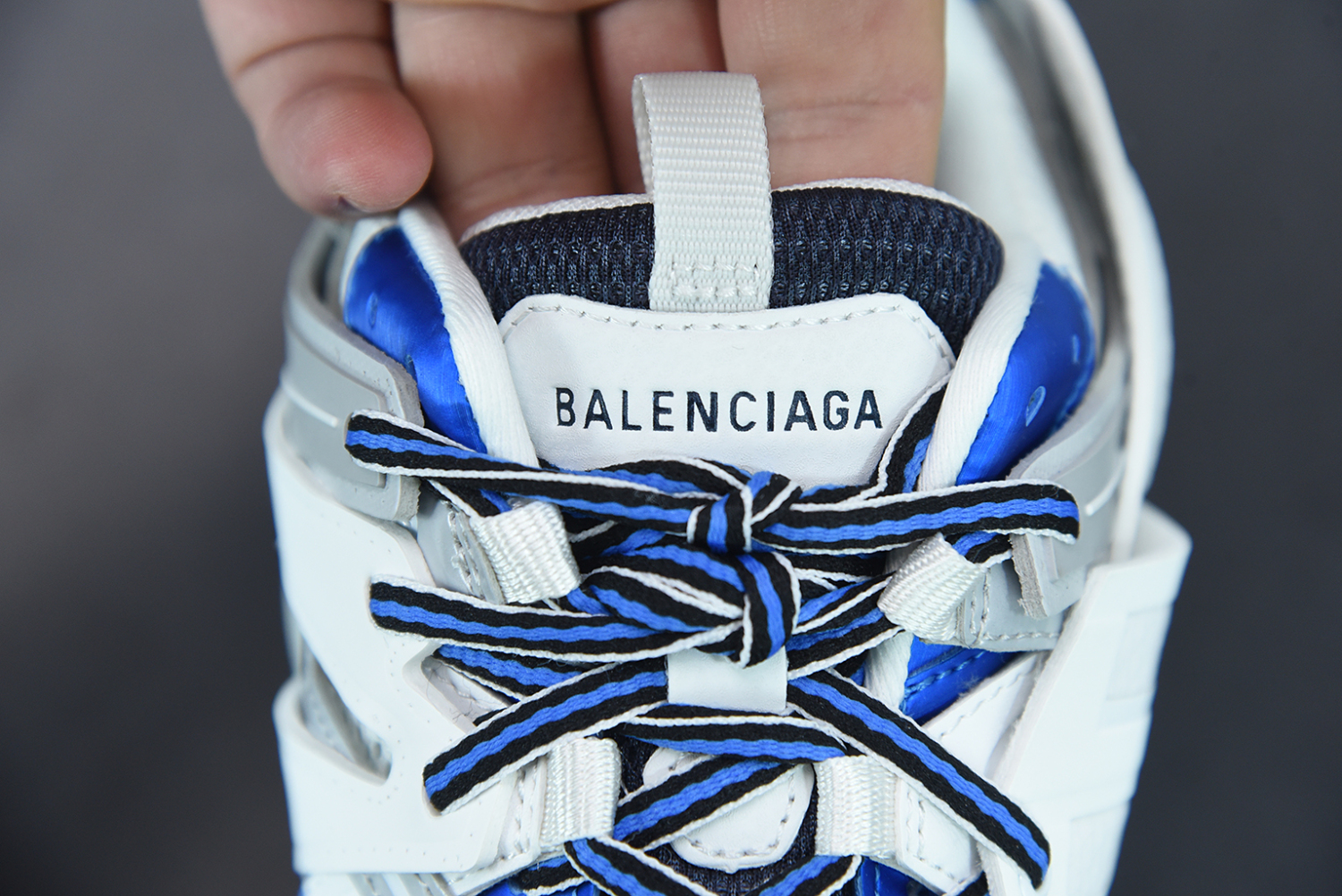 Bal**ci*ga Track White Blue 542023-W2FS9-9051