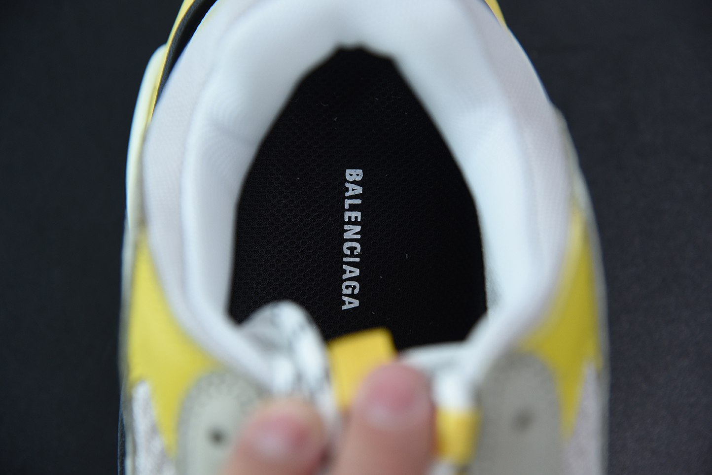 Bal**ciaga Triple S sneakers Dadshoe yellow  ECBA700336A
