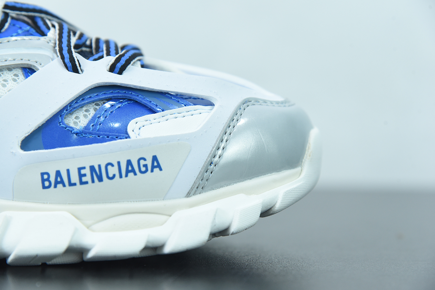 Bal**ci*ga Track White Blue 542023-W2FS9-9051