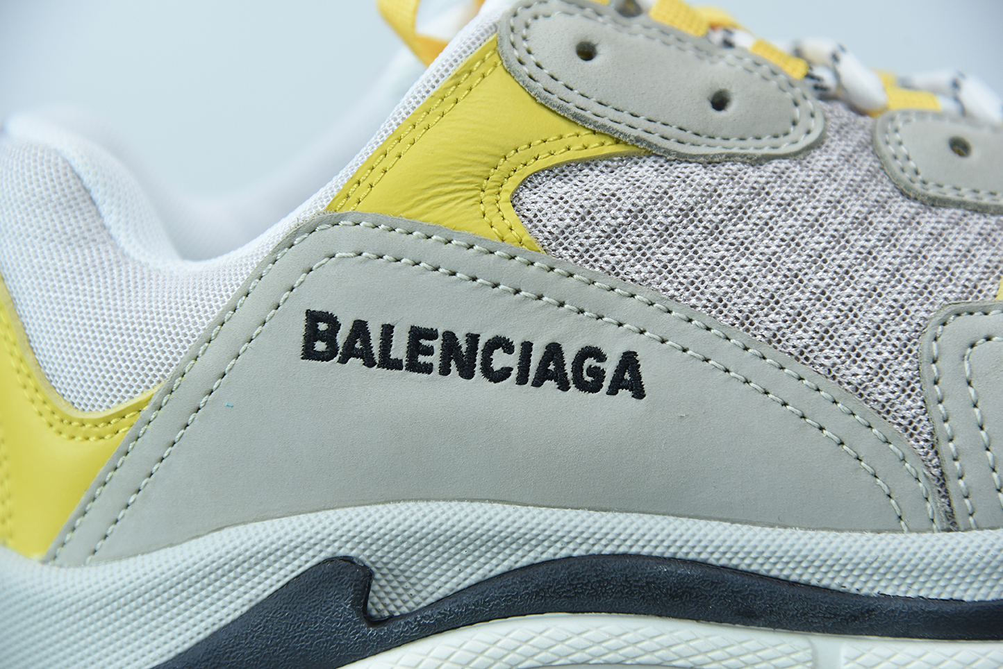 Bal**ciaga Triple S sneakers Dadshoe yellow  ECBA700336A