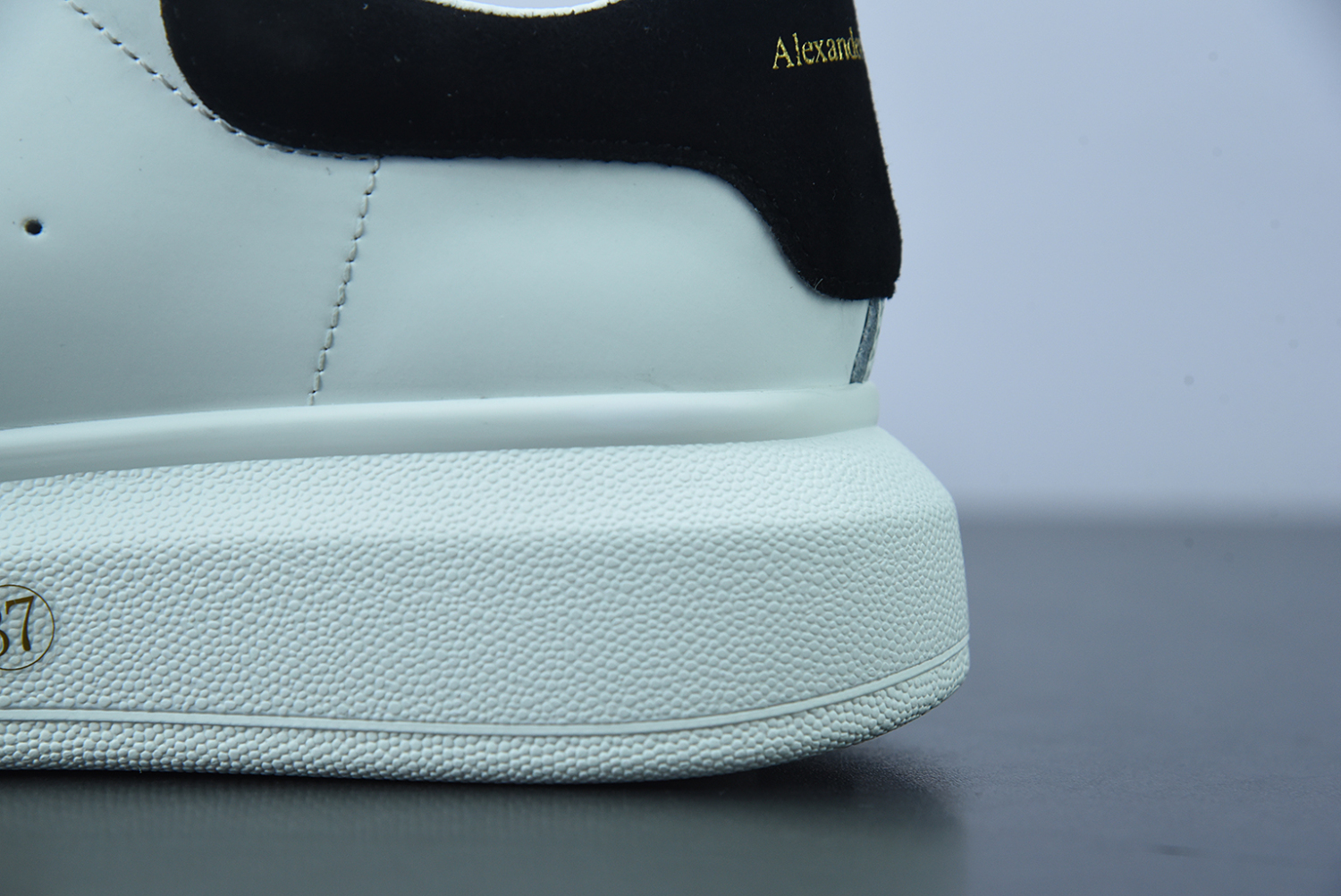 Alexander McQueen sole sneakers black 1201-7