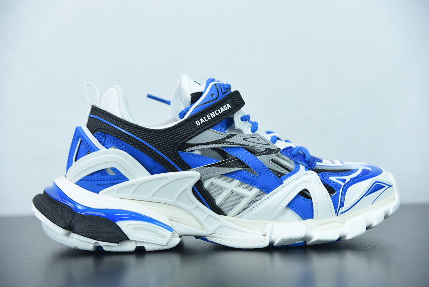 Bal**ci*ga Track.2 Sneaker White/Royal Blue ECBL5202708