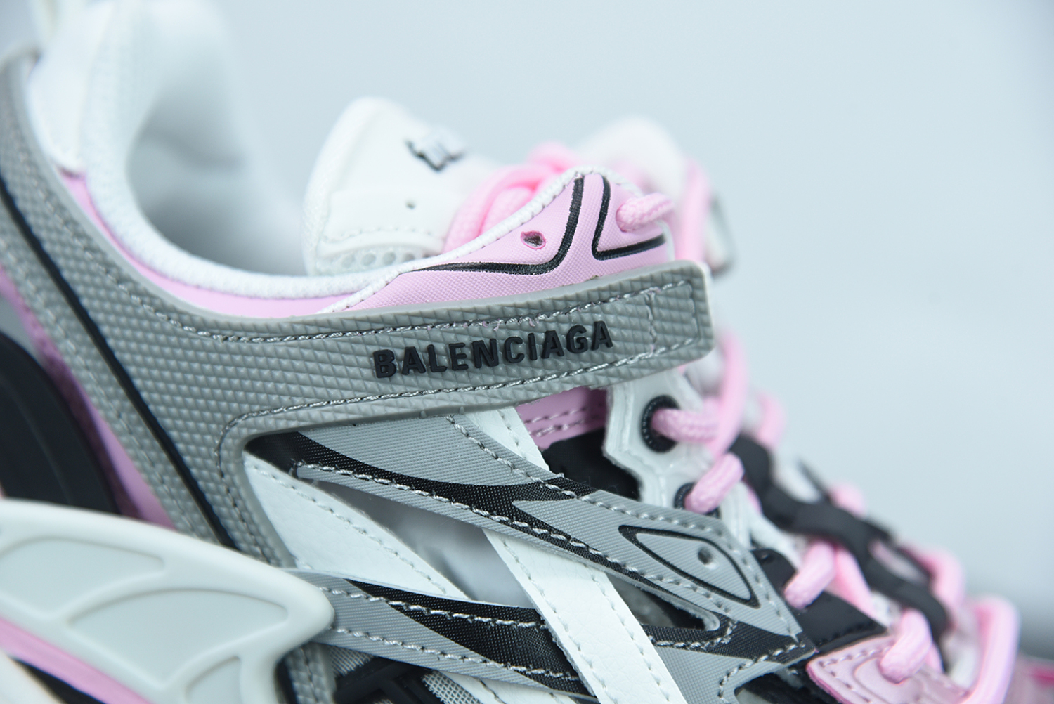 Bal**ci*ga Track.2 Sneaker Pink/Grey/White ECBL001965C