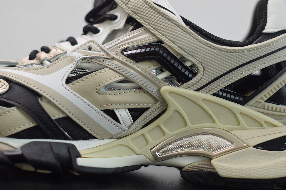Bal**ci*ga Track.2 sneakers gray, white and black ECBA8148234