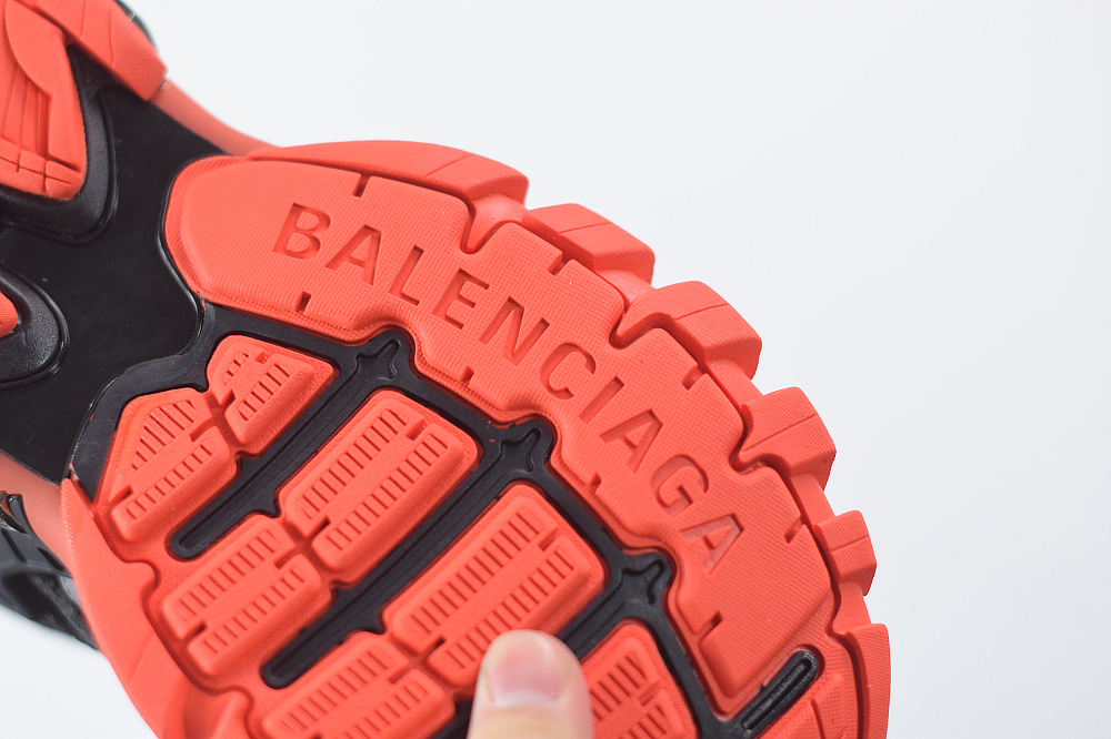 Bal**ci*ga Track.2 ECBA82040308