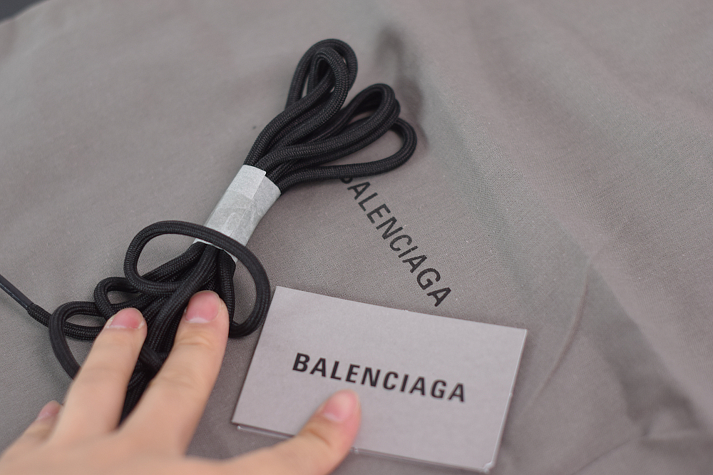 Bal**ci*ga Track.2 ECBA82040308