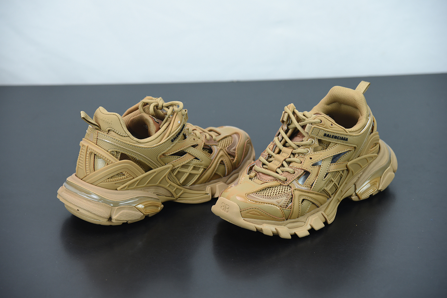 Track.2