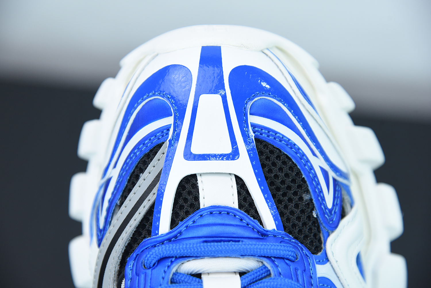 Bal**ci*ga Track.2 Sneaker White/Royal Blue ECBL5202708