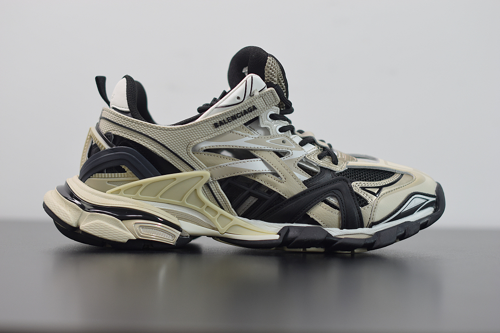 Bal**ci*ga Track.2 sneakers gray, white and black ECBA8148234