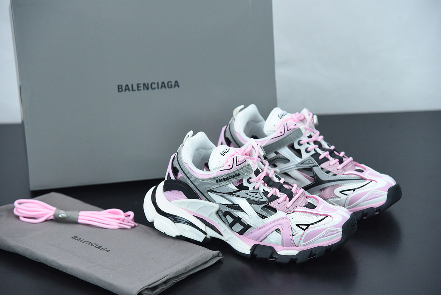 Bal**ci*ga Track.2 Sneaker Pink/Grey/White ECBL001965C