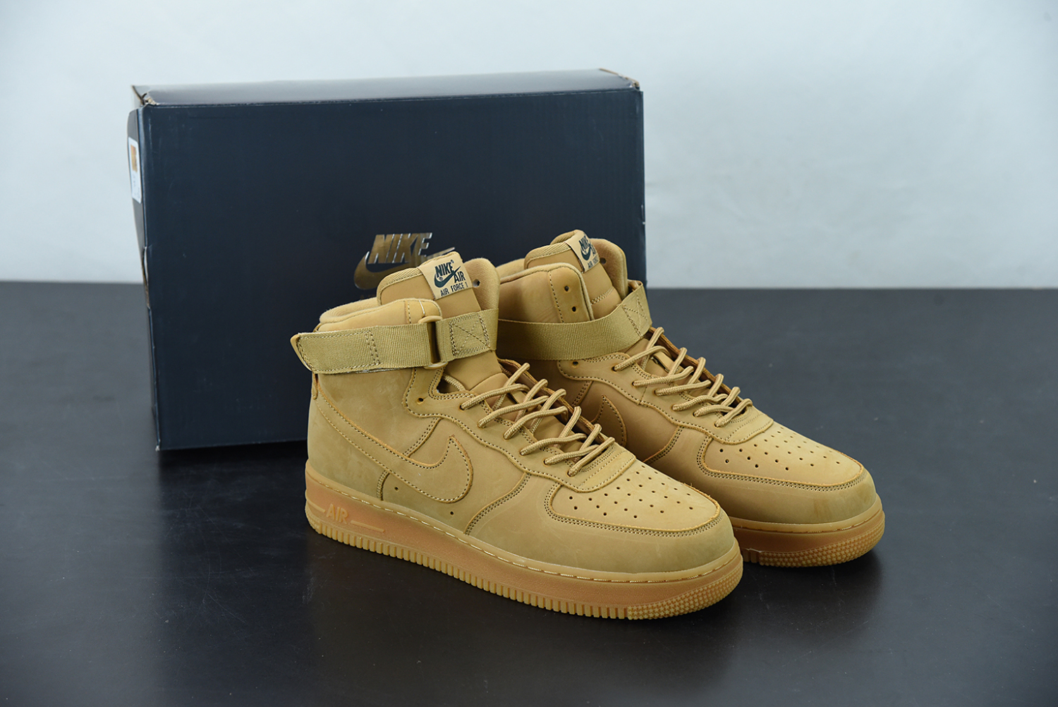 Nike Air Force 1 High Flax (2018) 882096-200