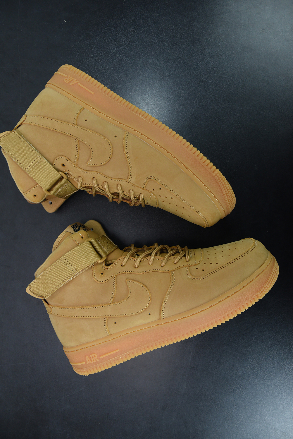 Nike Air Force 1 High Flax (2018) 882096-200