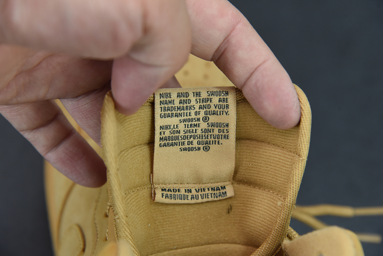 Nike Air Force 1 High Flax (2018) 882096-200