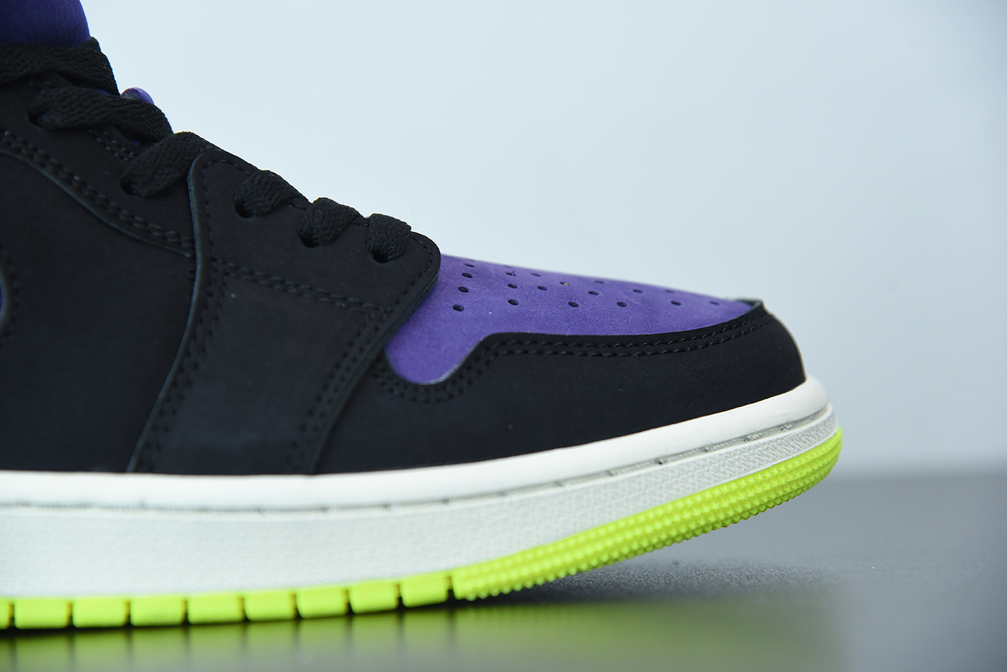 Jordan 1 High Zoom Air CMFT Black Court Purple Lemon Venom (W) CT0979-001