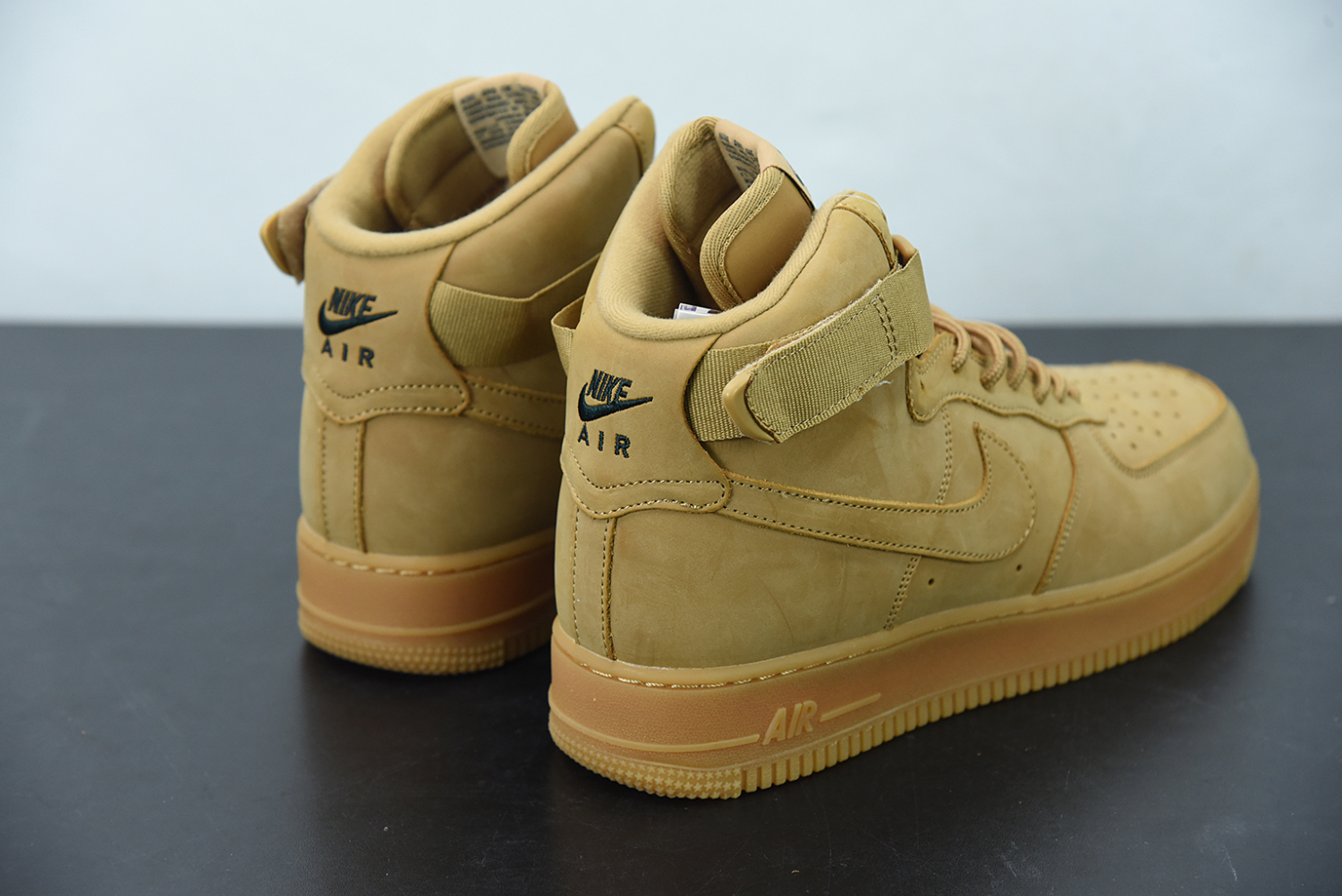 Nike Air Force 1 High Flax (2018) 882096-200