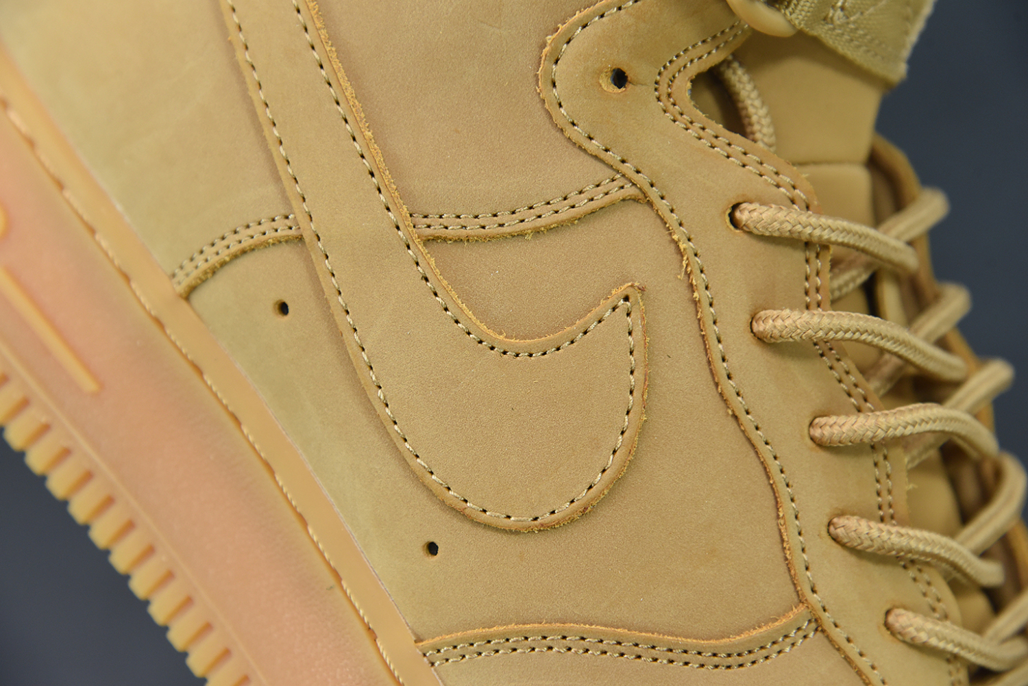 Nike Air Force 1 High Flax (2018) 882096-200