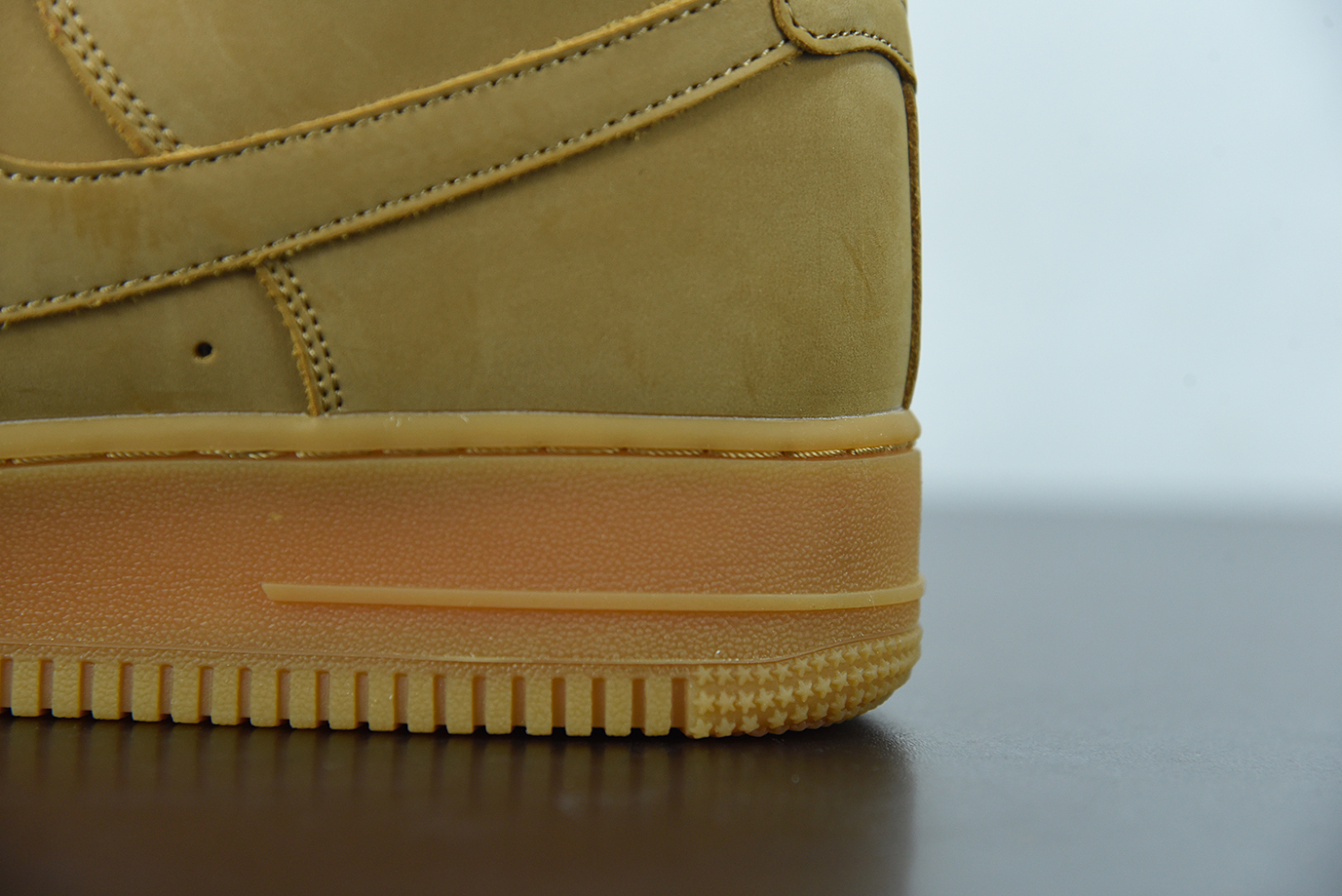 Nike Air Force 1 High Flax (2018) 882096-200