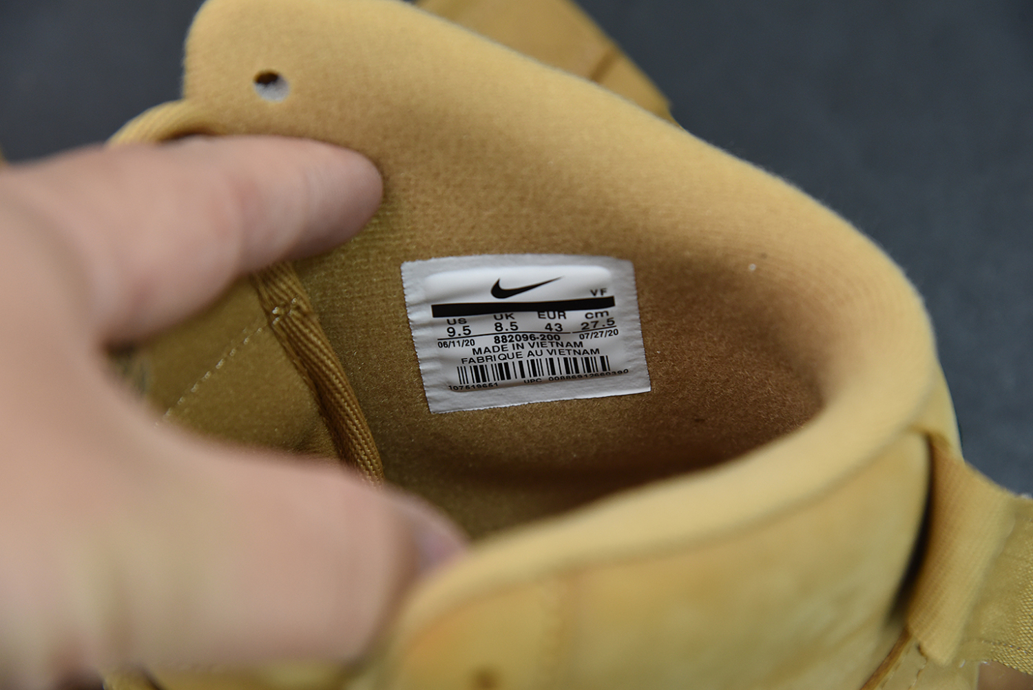 Nike Air Force 1 High Flax (2018) 882096-200