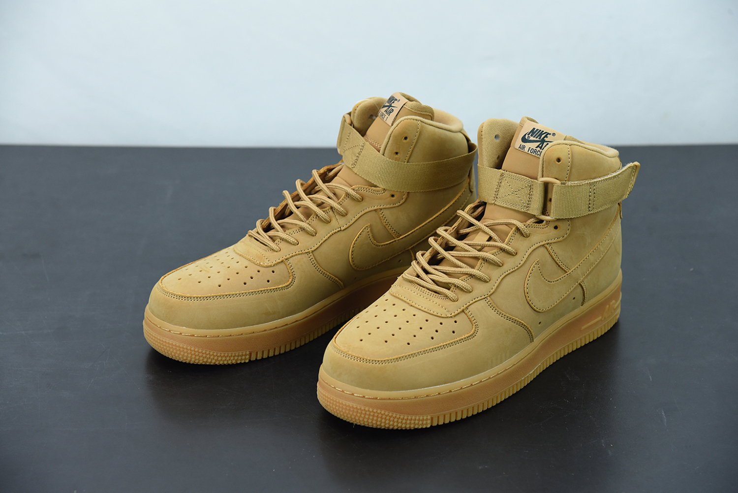 Nike Air Force 1 High Flax (2018) 882096-200