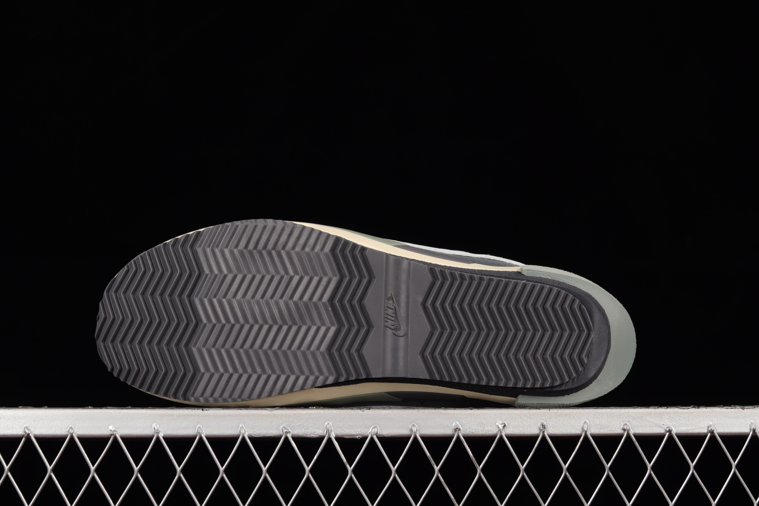 Sacai x Nk Zoom Cortez 4.0 DQ0581-001