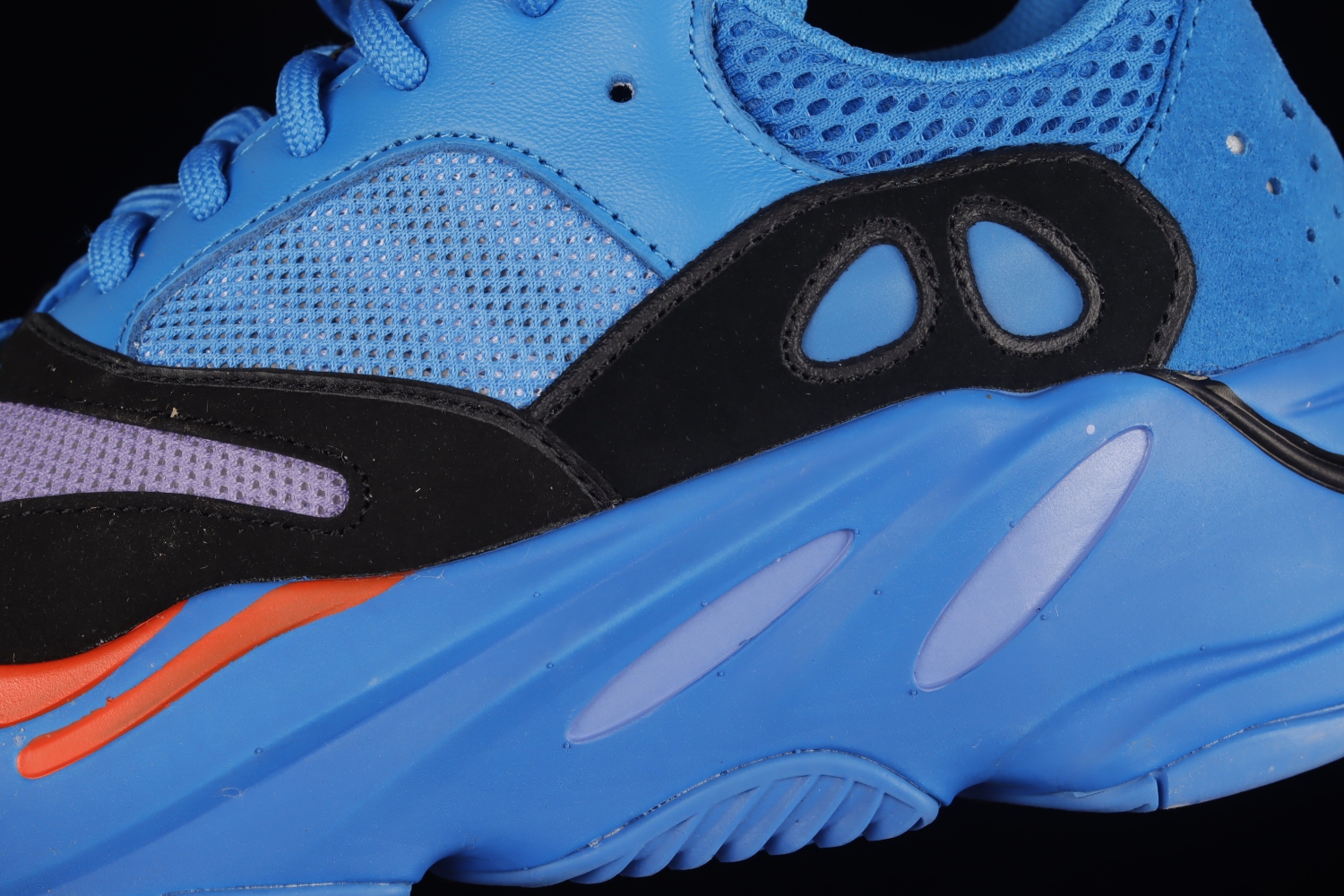 adidas Yeezy Boost 700  Hi-Res Blue  HP6674