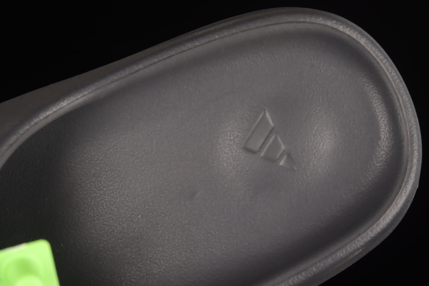 adidas Yeezy Slide Onyx HQ6448