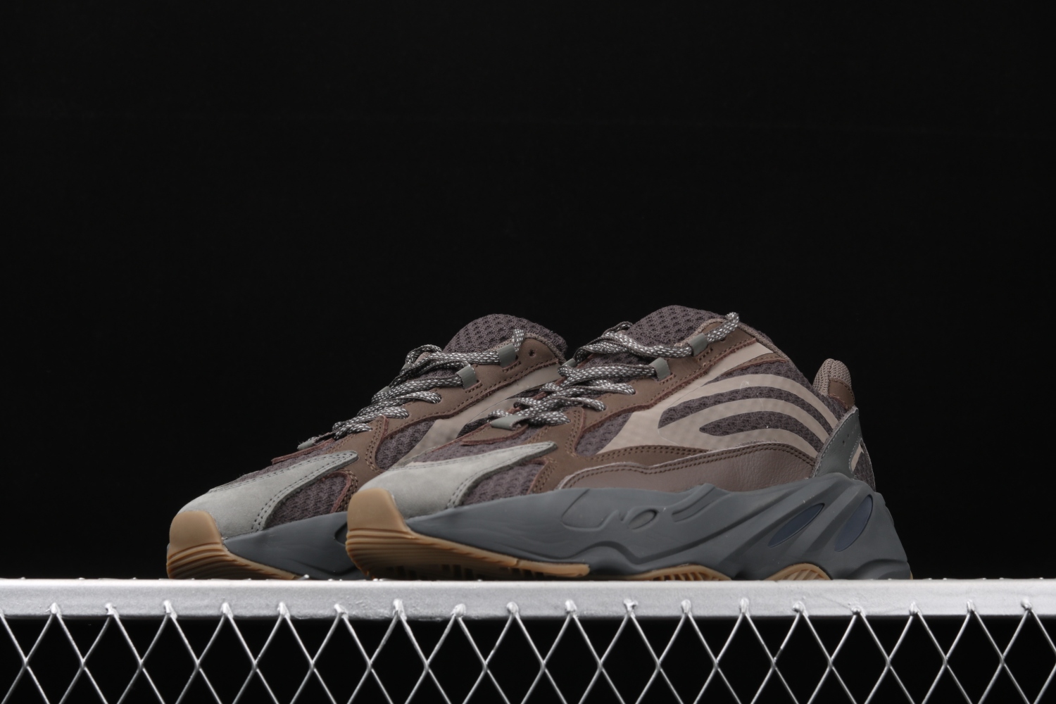 adidas Yeezy Boost 700 V2 Geode EG6860