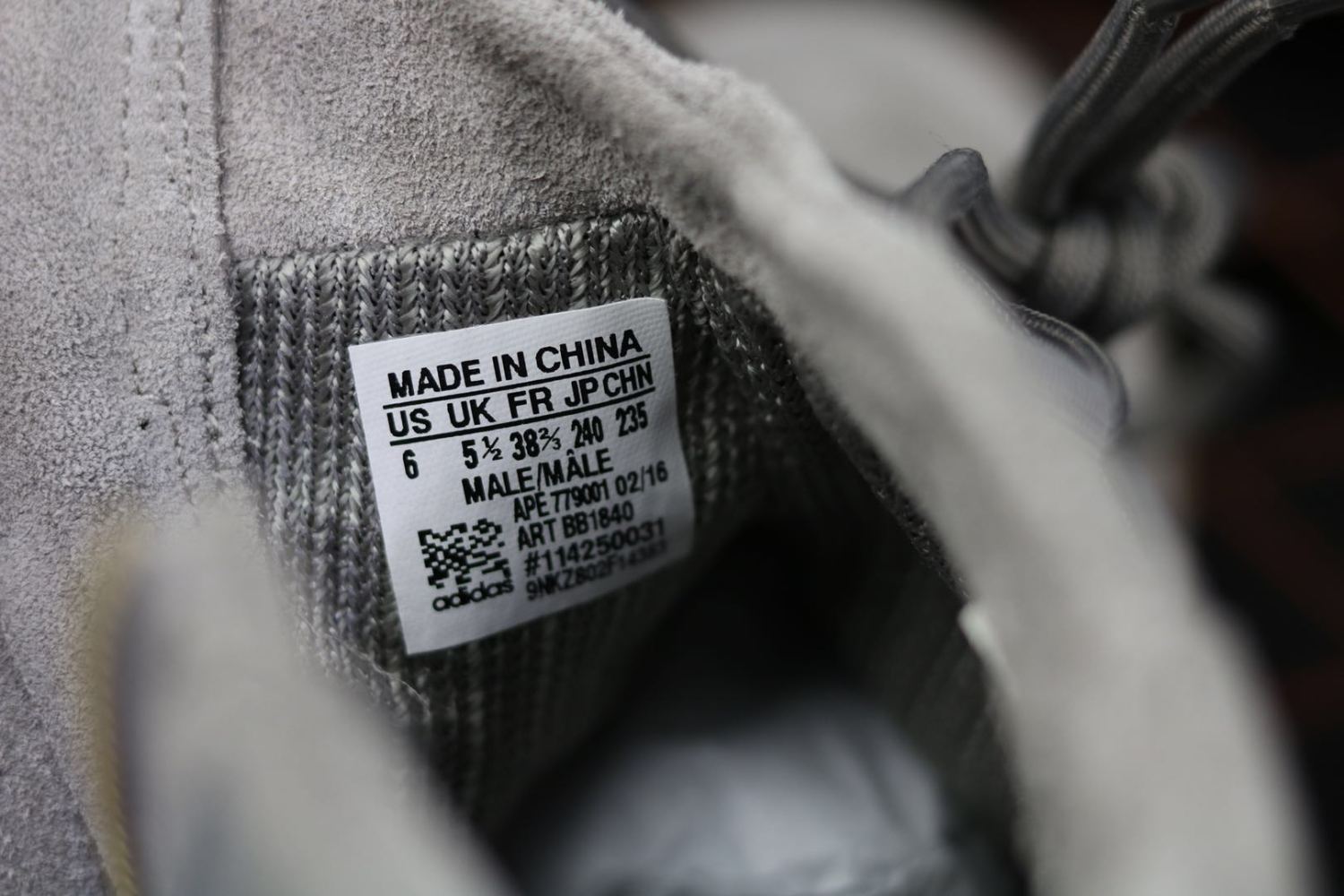 adidas Yeezy Boost 750 Light Grey Glow In the Dark BB1840