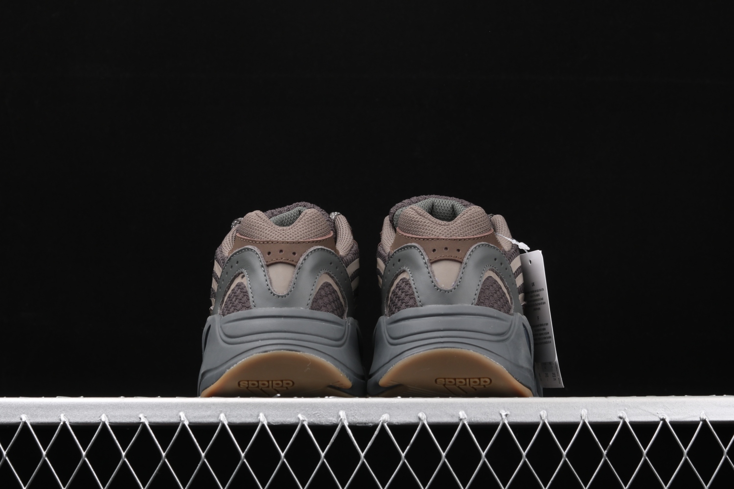 adidas Yeezy Boost 700 V2 Geode EG6860