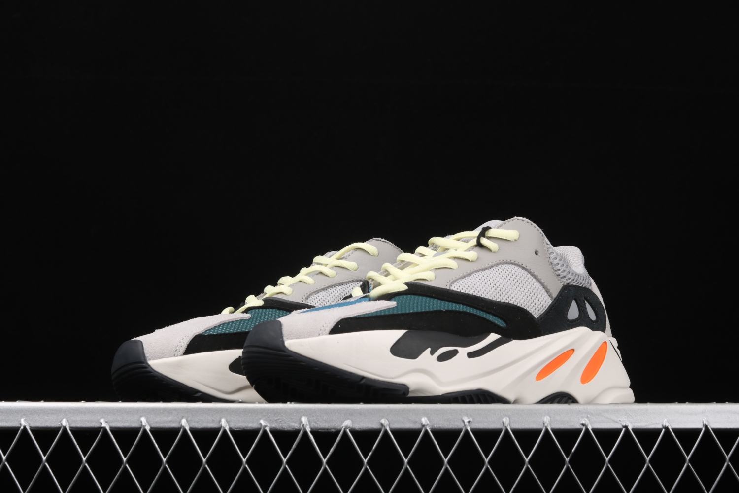 adidas Yeezy Boost 700 Wave Runner Solid Grey B75571