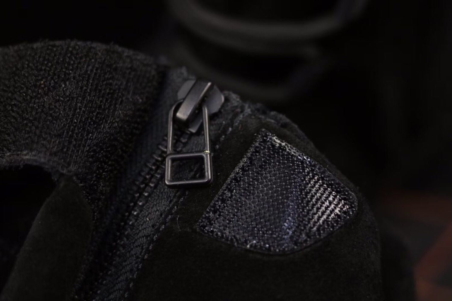 adidas Yeezy Boost 750 Triple Black BB1839