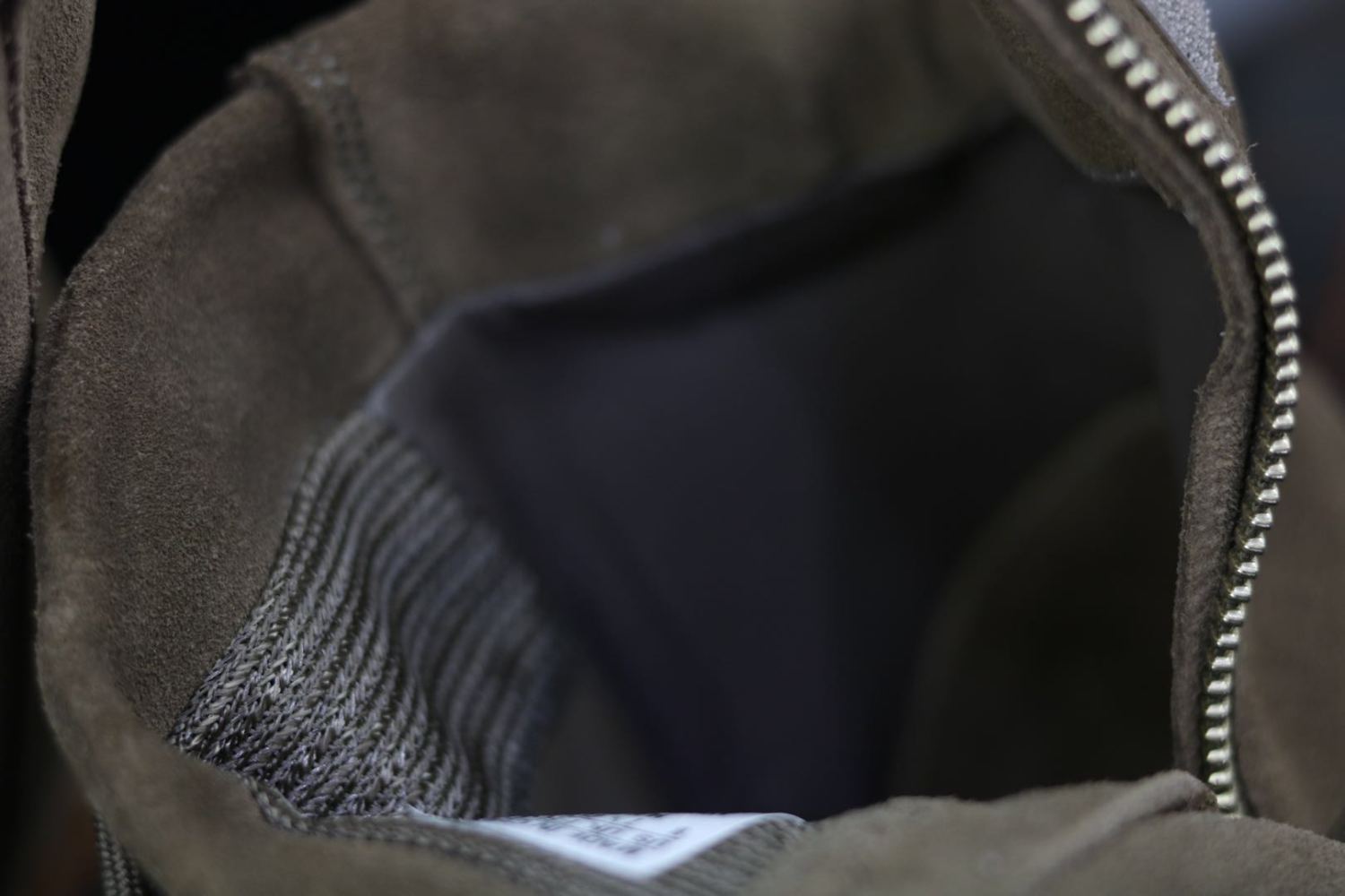 adidas Yeezy Boost 750 Light Brown Gum (Chocolate) BY2456