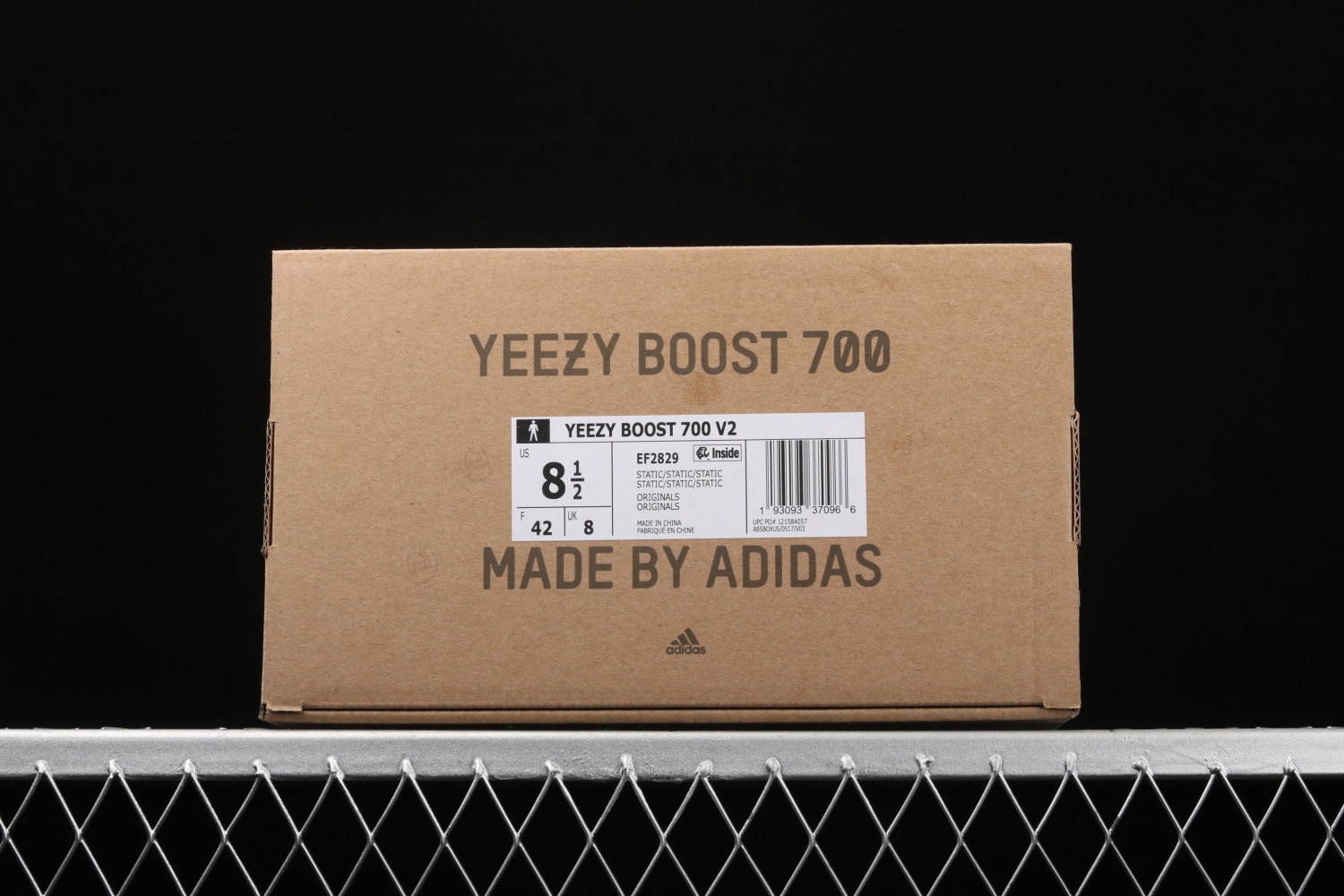 adidas Yeezy Boost 700 V2 Static (2018/2022)  EF2829
