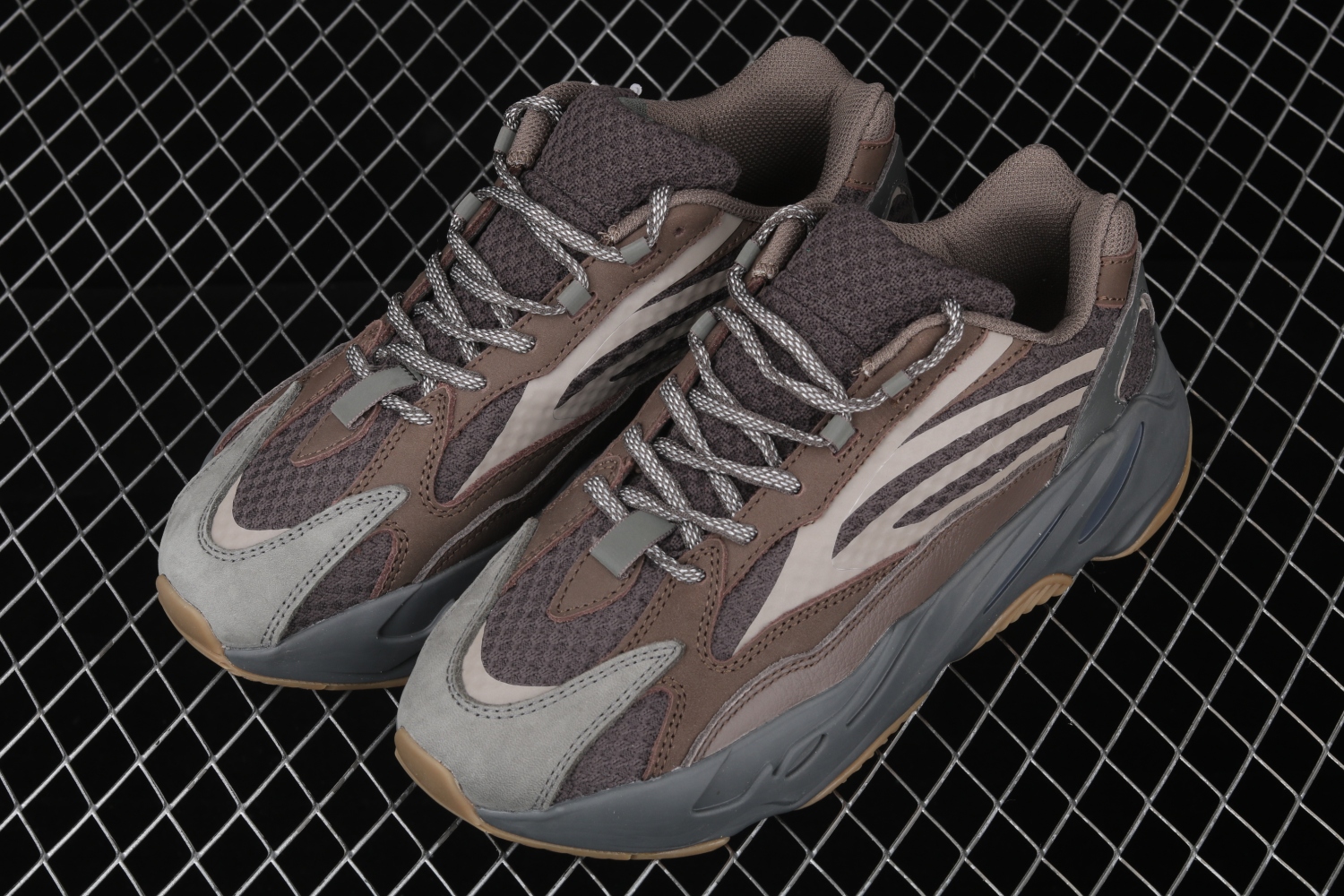 adidas Yeezy Boost 700 V2 Geode EG6860