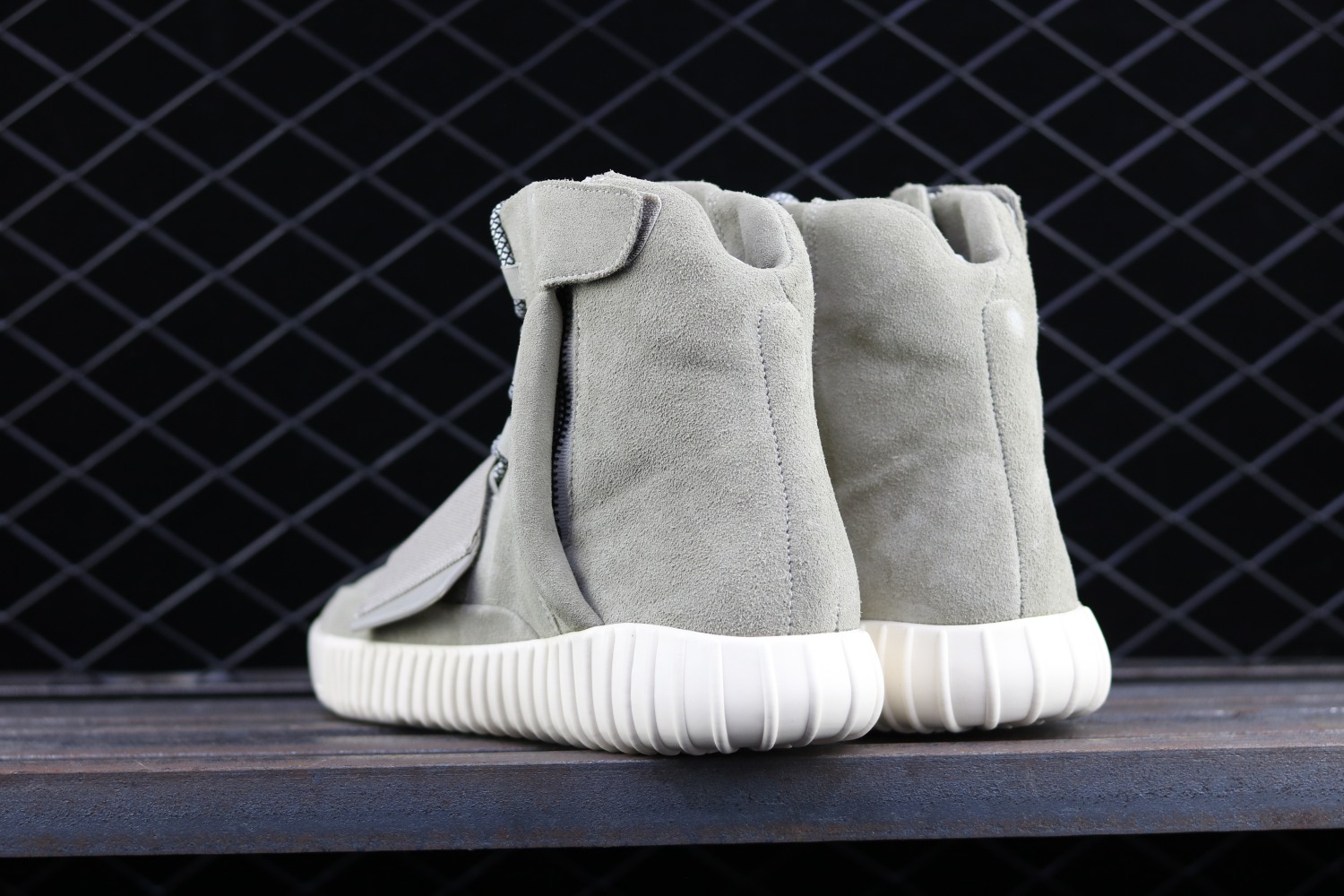 adidas Yeezy Boost 750 OG Light Brown B35309
