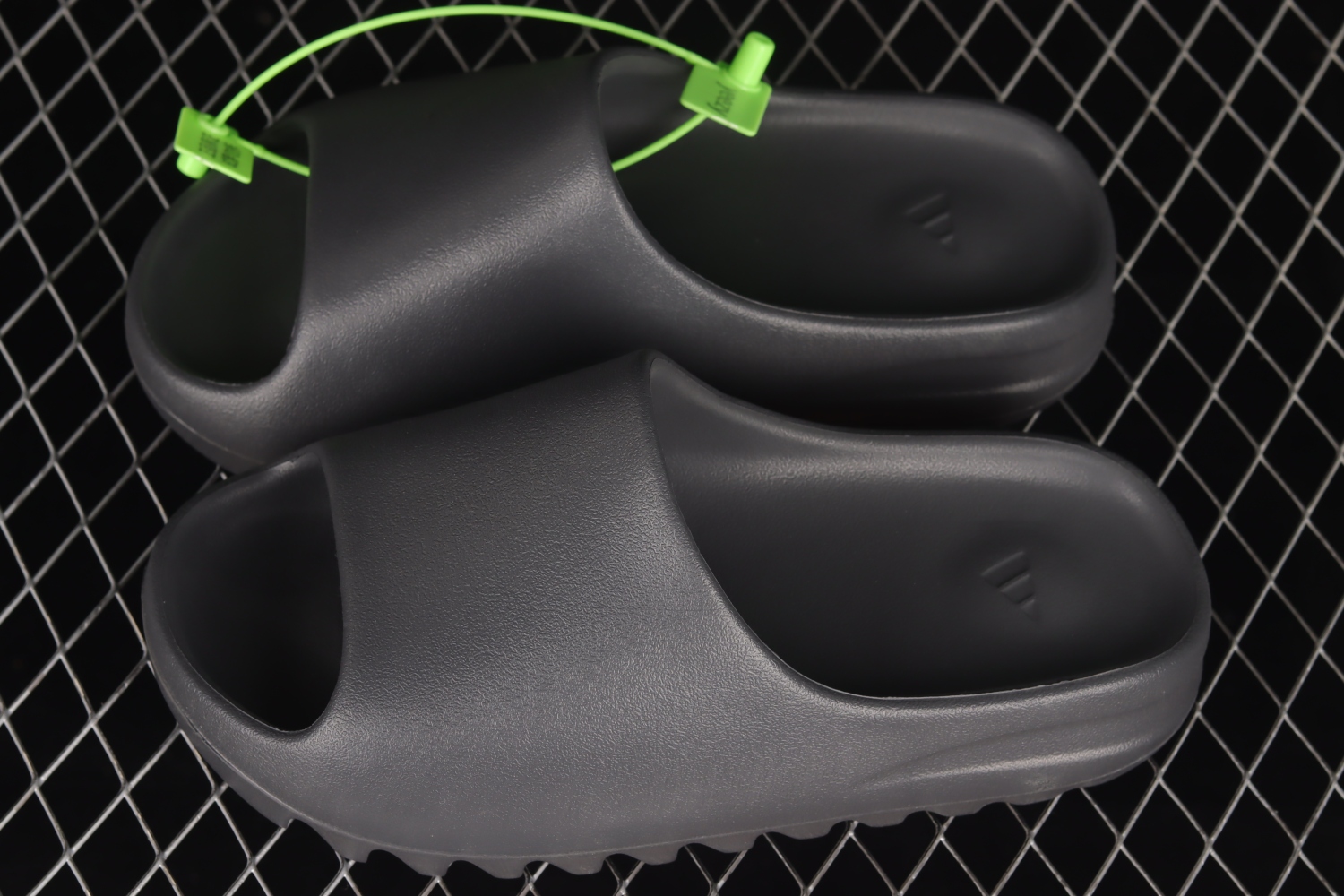 adidas Yeezy Slide Onyx HQ6448