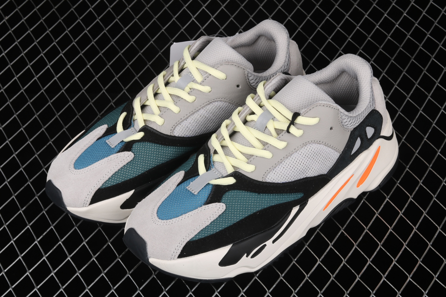 adidas Yeezy Boost 700 Wave Runner Solid Grey B75571