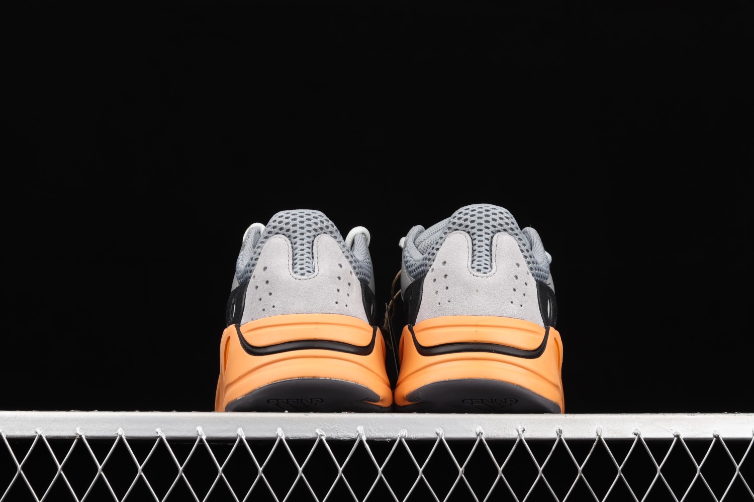 adidas Yeezy Boost 700 Wash Orange GW0296