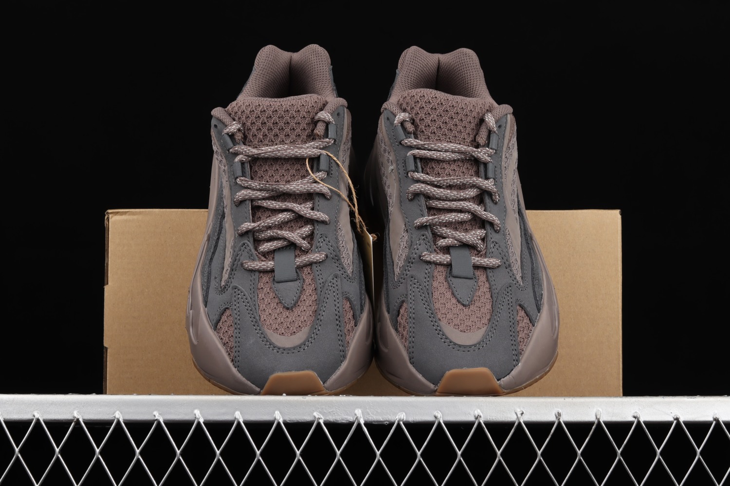 adidas Yeezy Boost 700 V2 Mauve GZ0724