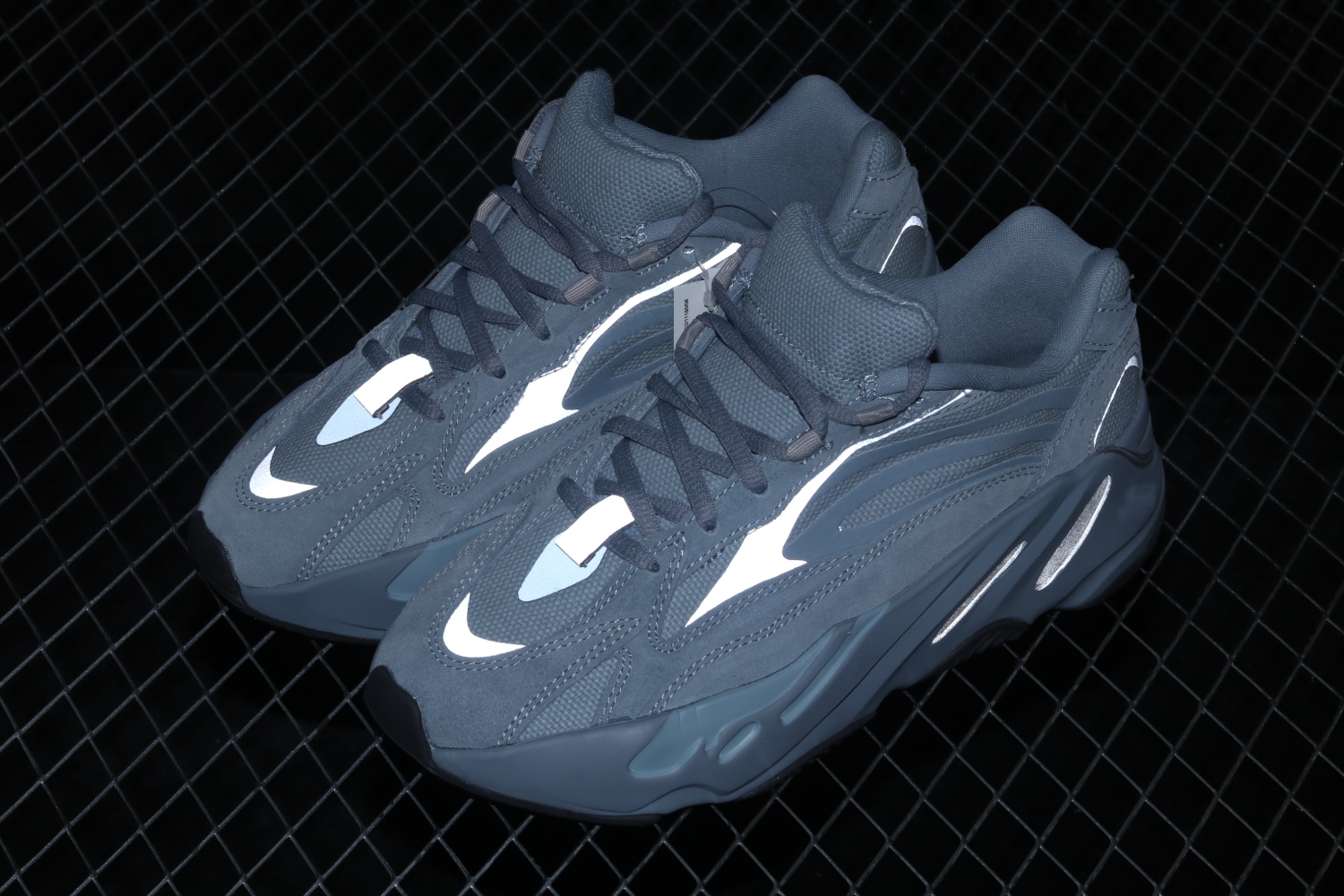 adidas Yeezy Boost 700 V2 Hospital Blue FV8424