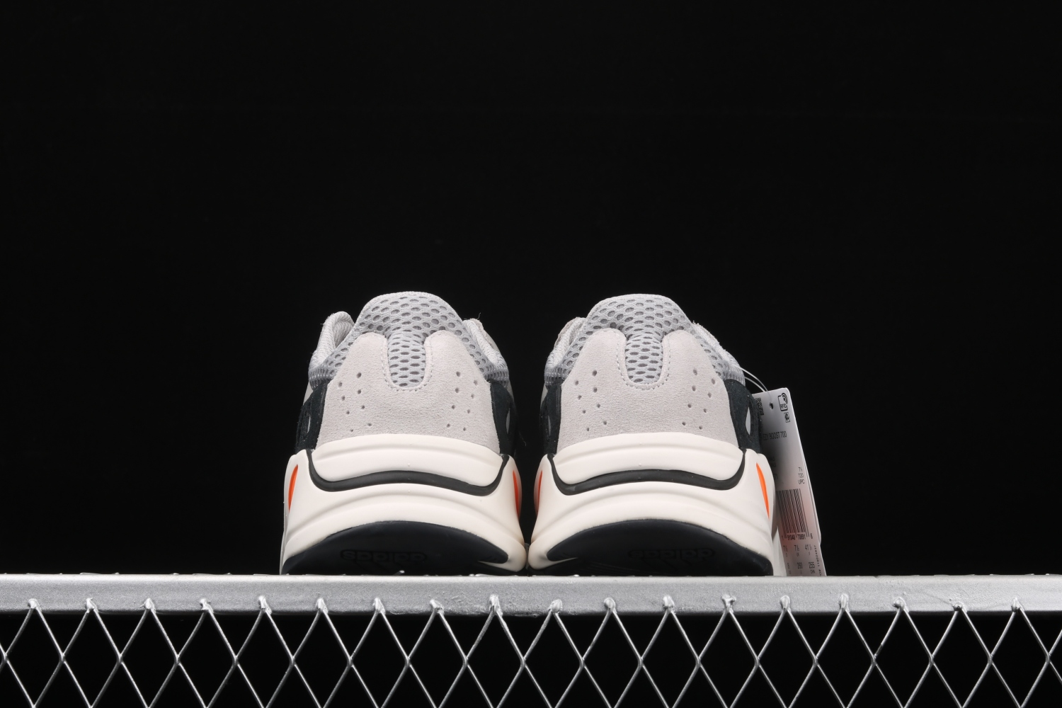 adidas Yeezy Boost 700 Wave Runner Solid Grey B75571